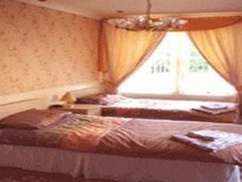 Hall Park Hotel Self Check In Workington Ngoại thất bức ảnh